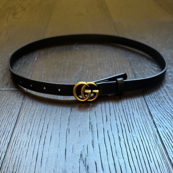 Gucci Black Belt with Gold GG Emblem - Picture 1 of 1